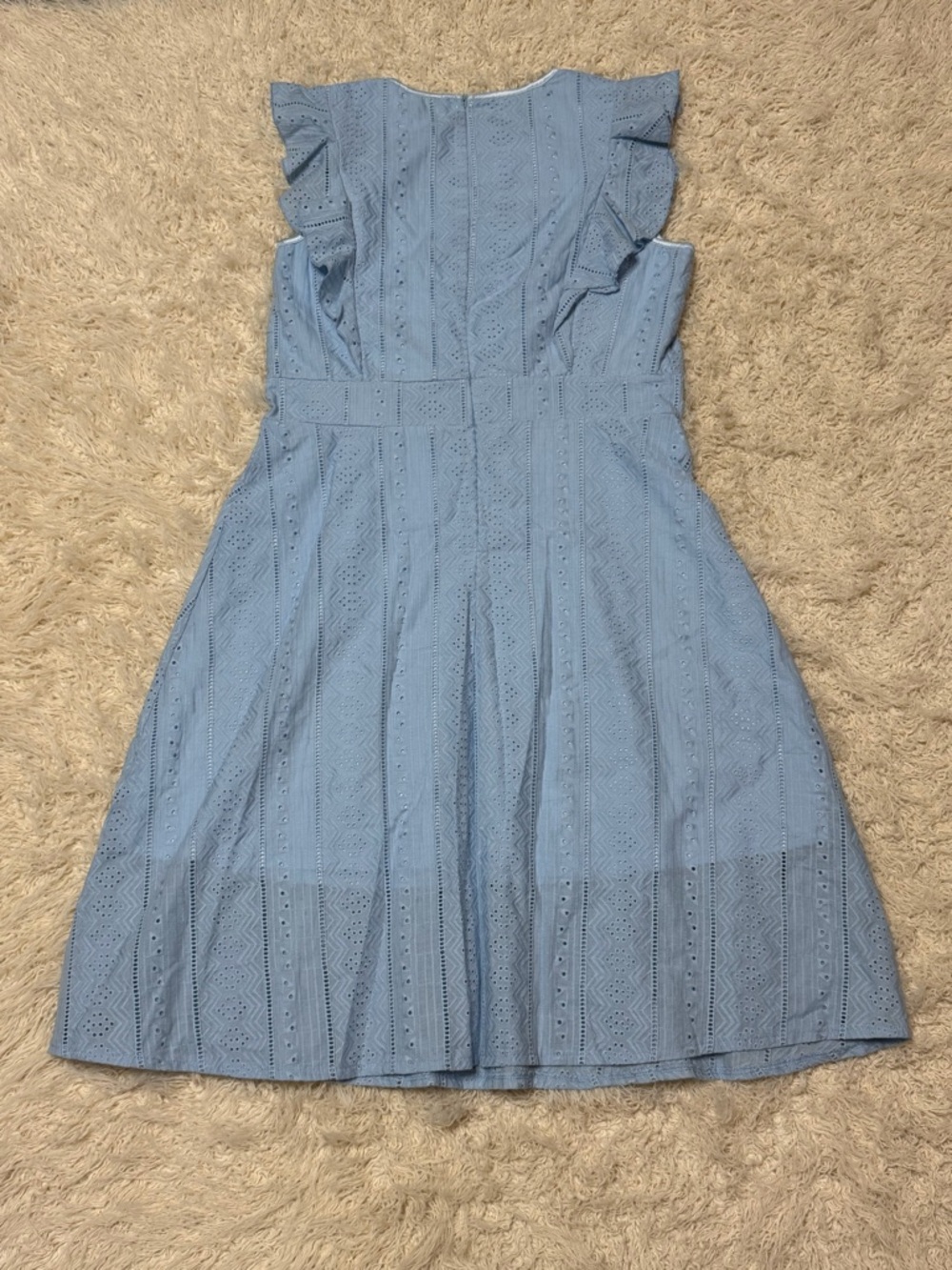 NWOT women’s size large Ecowish Light Blue Eyelet Ruffle Sleeve Dress - Picture 7 of 9